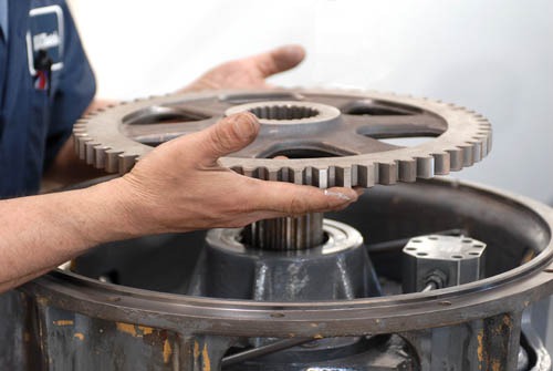 Industrial Machine Service Shop K&L Clutch & Transmission In-House Service and Machine Shop